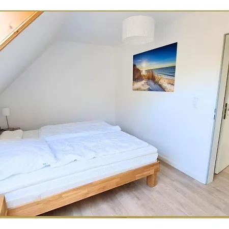 Wyk - Haus Meerzeit Nordlicht Guenter Og Appartement *